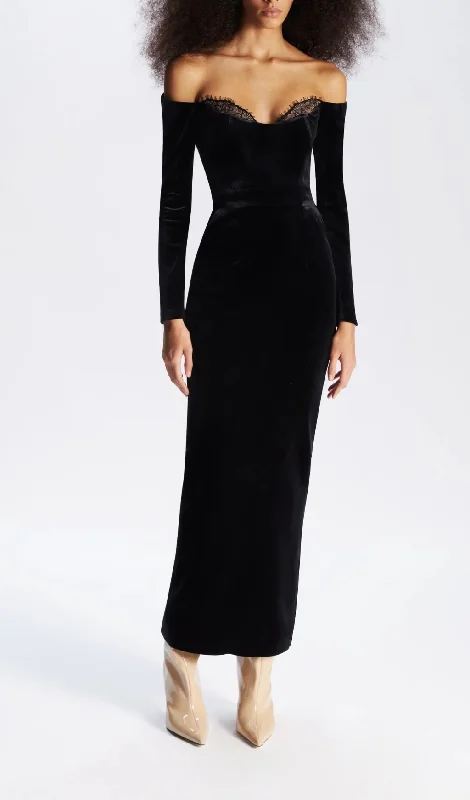 BLACK LONG SLEEVE LACE VELVET MAXI DRESS Fashionable Printed Maxi Dress