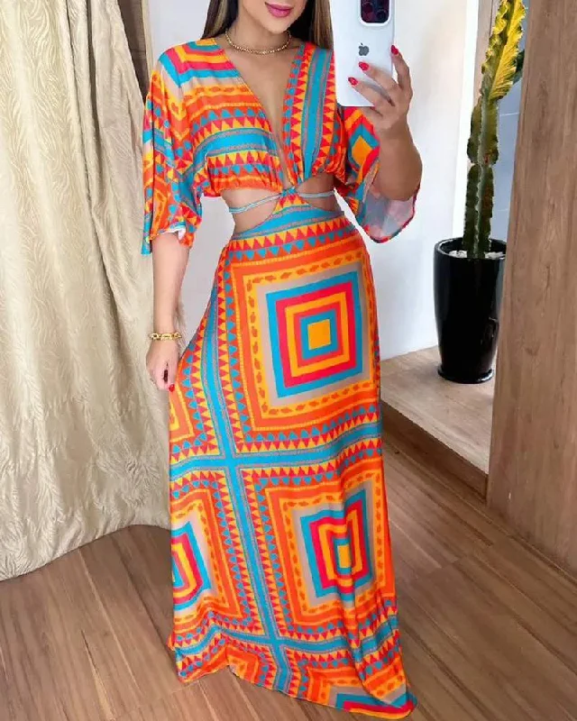 GEOMETRIC PRINT PLUNGE BATWING SLEEVE MAXI DRESS Trendy Button Front Maxi Dress