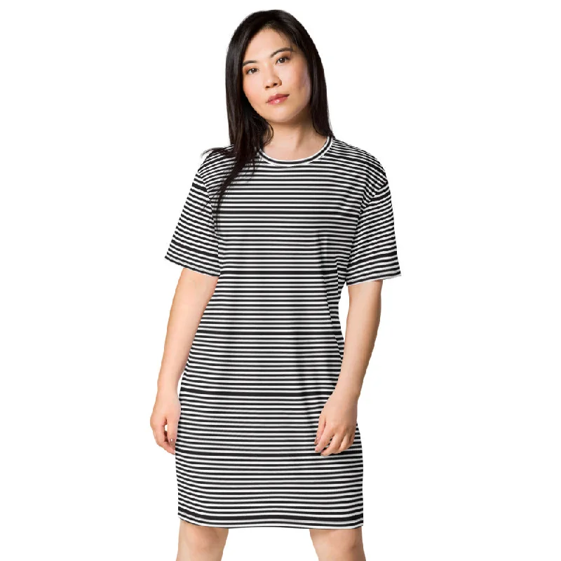Black White Striped T-Shirt Dress, Horizontally Stripes Women's Oversized Short Sleeves Dress V-Neck T-Shirt Long Sleeve Cotton Black White Striped T-Shirt Dress, Horizontally Stripes Women's Oversized Short Sleeves Dress V-Neck T-Shirt Long Sleeve Cotton