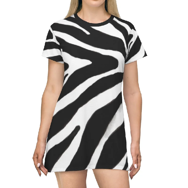 Black Zebra Print T-Shirt Dress, Zebra Animal Print Crew Neck Long Tee Shirt Dress - Made in USA Real Fur Shearling Chenille Black Zebra Print T-Shirt Dress, Zebra Animal Print Crew Neck Long Tee Shirt Dress - Made in USA Real Fur Shearling Chenille