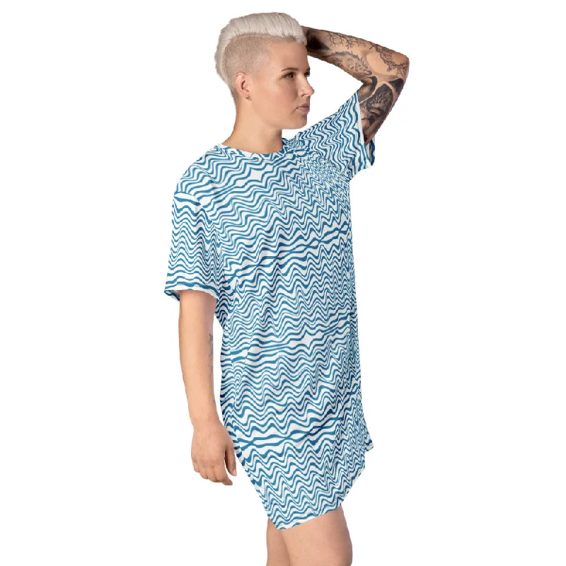 Blue Wavy Women's T-shirt Dress, Abstract Waves Modern Abstract Oversized Women's Dress-Made in USA/EU Oversized T-Shirt Spandex breathable Blue Wavy Women's T-shirt Dress, Abstract Waves Modern Abstract Oversized Women's Dress-Made in USA/EU Oversized T-Shirt Spandex breathable