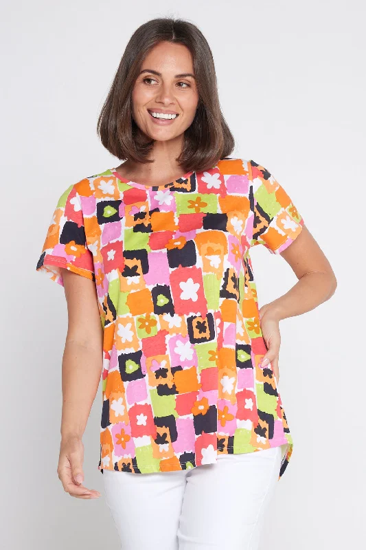 Here Comes Summer Tee - Splendour Elegant Classic Vintage