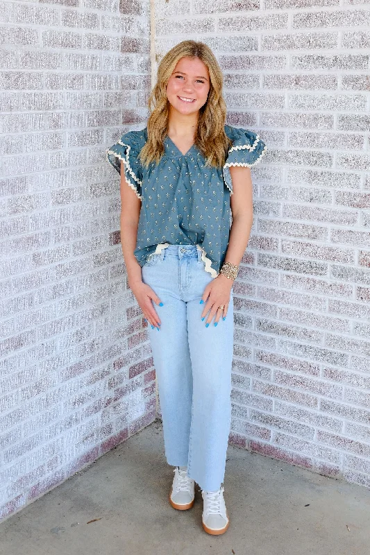 January & May - Need You Back Floral Scallop Detail Blouse Lightweight Linen Blouse