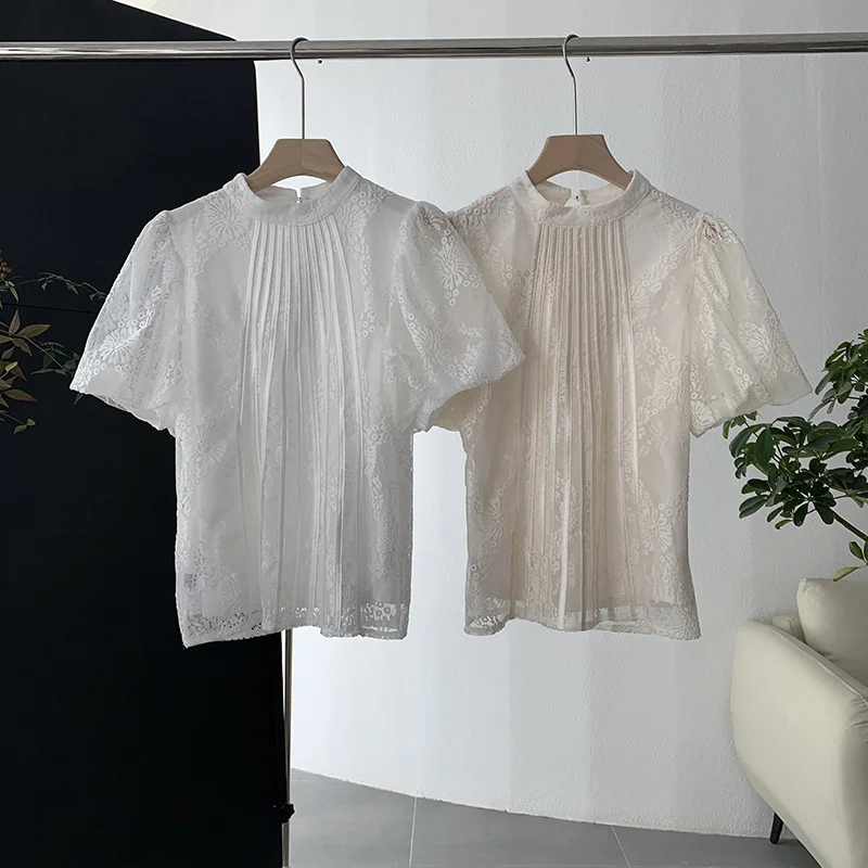 Women Fashion Sweet Puff Sleevelace Elegant Short-Sleeved Blouse Lightweight Floral Blouse Women Fashion Sweet Puff Sleevelace Elegant Short-Sleeved Blouse Lightweight Floral Blouse