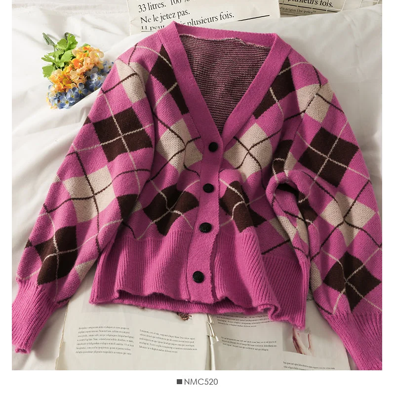 Diamond check single breasted V-Neck Sweater for women 1778 Handmade Hand-knitted Hand-woven Diamond check single breasted V-Neck Sweater for women 1778 Handmade Hand-knitted Hand-woven