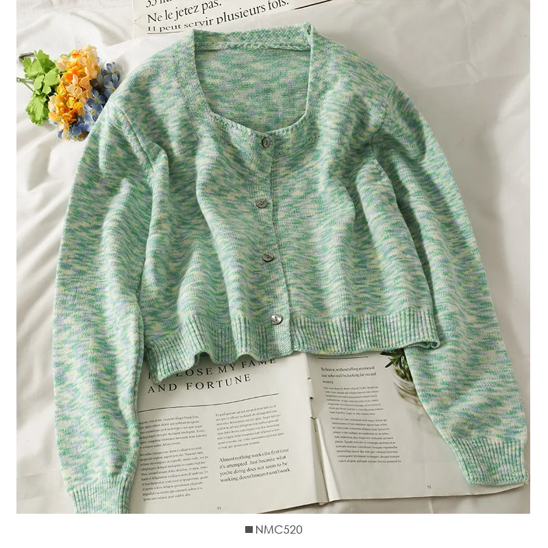 Elegant color striped square neck short slim sweater for women 1870 Elegant Classic Vintage Elegant color striped square neck short slim sweater for women 1870 Elegant Classic Vintage