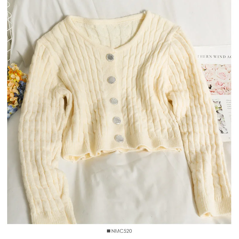 Sweater women's autumn short single breasted long sleeved cardigan top 1970 Velvet Chenille Corduroy Sweater women's autumn short single breasted long sleeved cardigan top 1970 Velvet Chenille Corduroy