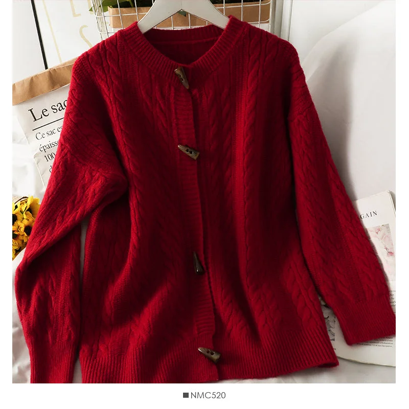 Sweater women's solid color ox horn button round neck sweater 1825 Real Fur Shearling Chenille Sweater women's solid color ox horn button round neck sweater 1825 Real Fur Shearling Chenille