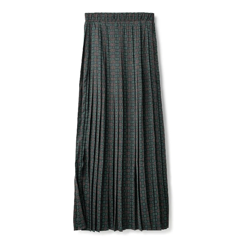 Silk Pleated Skirt In: Geo Green Print wool skirt breathable